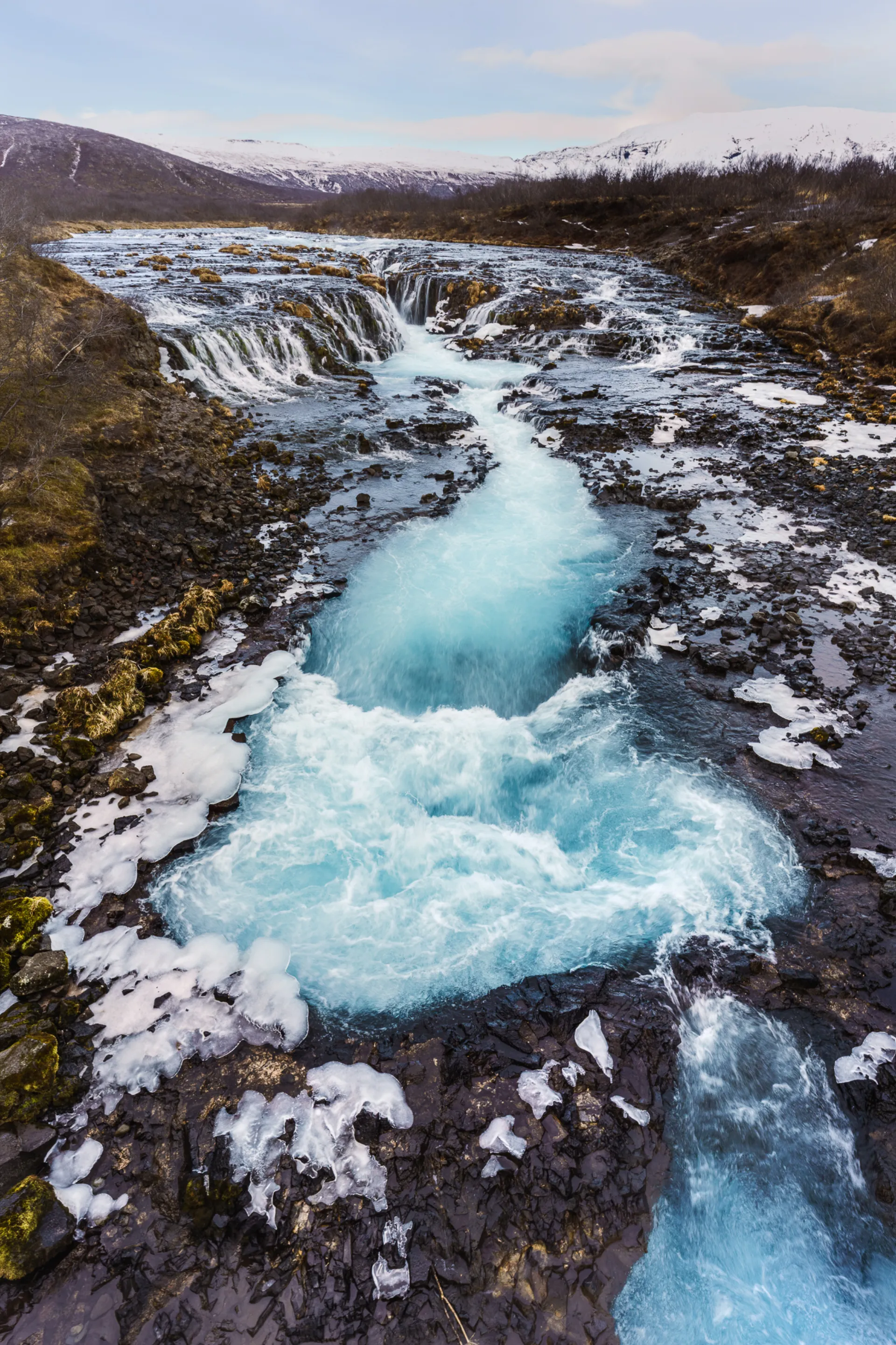 Cascade turquoise en Islande